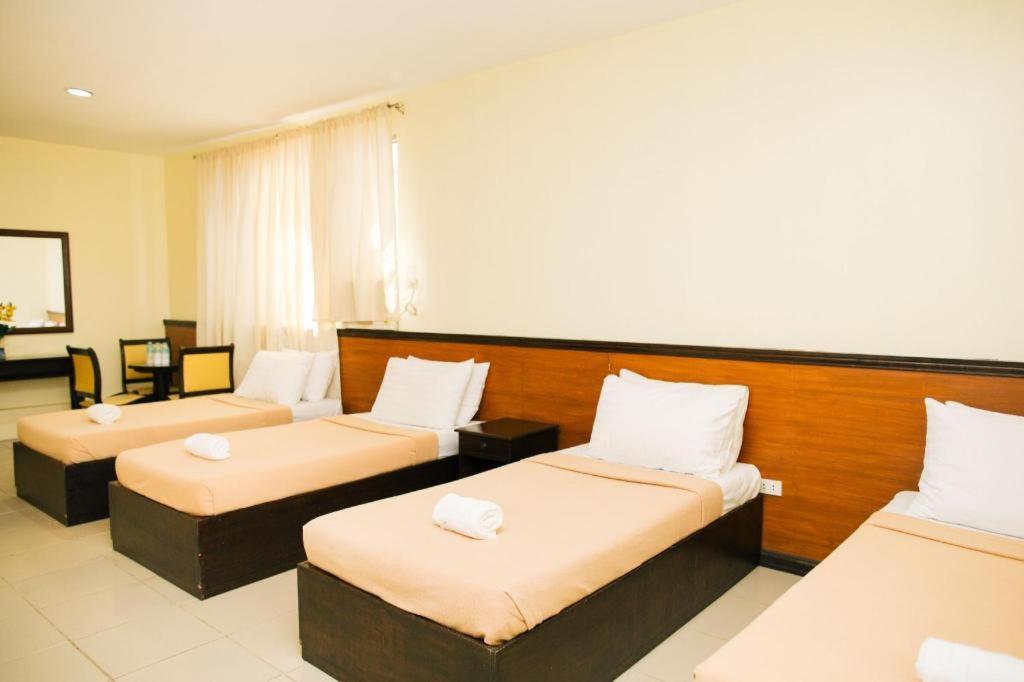 Ati-Atihan Festival Hotel Kalibo Exterior photo